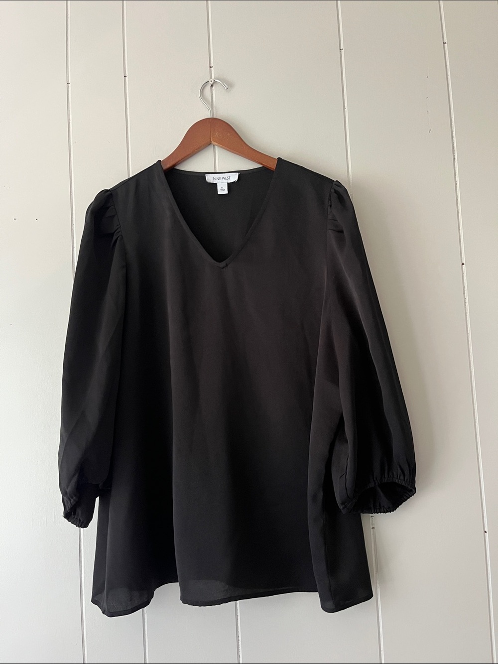 Vince V-Neck Black Puff-Sleeve Blouse
